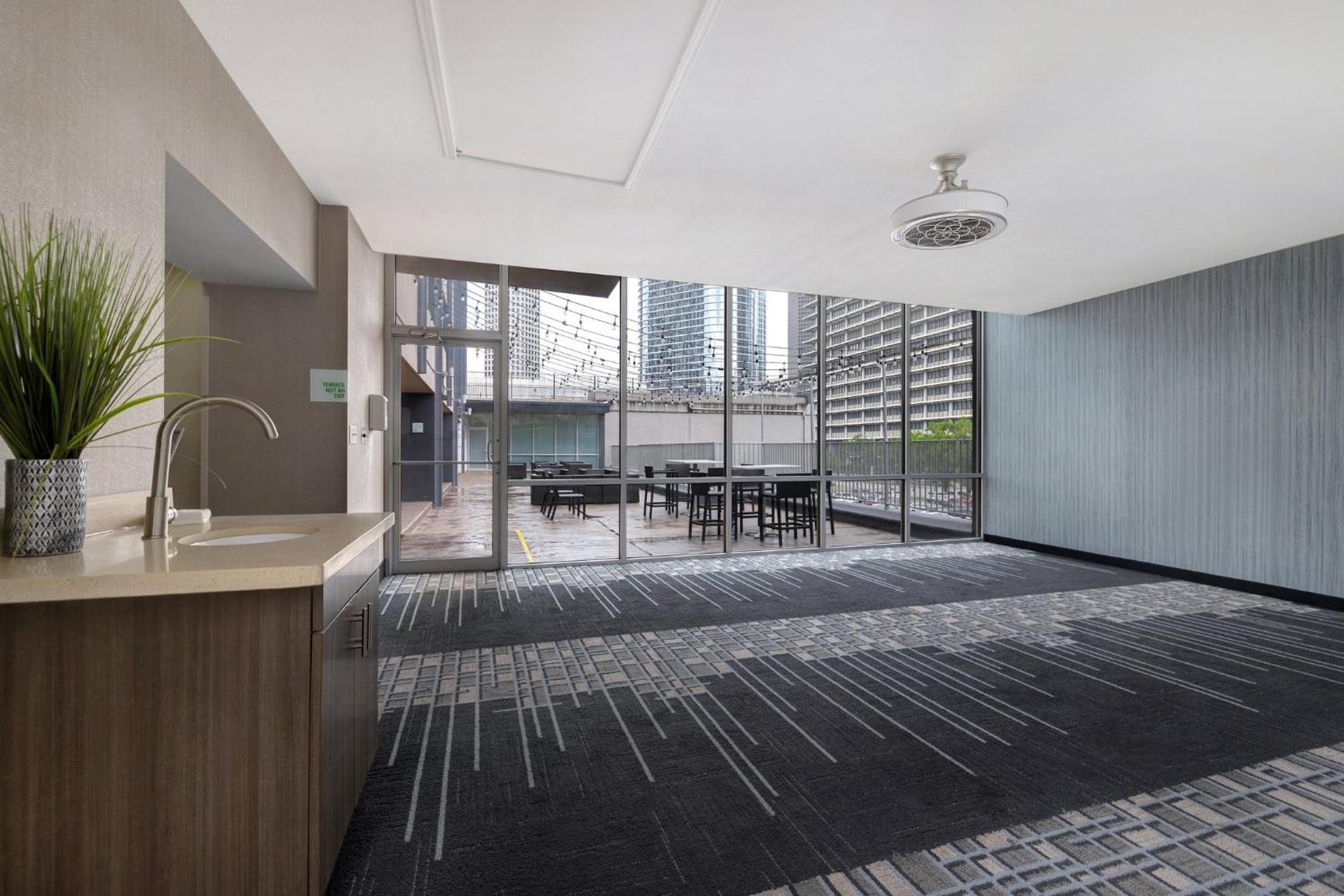 Holiday Inn Houston Downtown By Ihg Exterior foto
